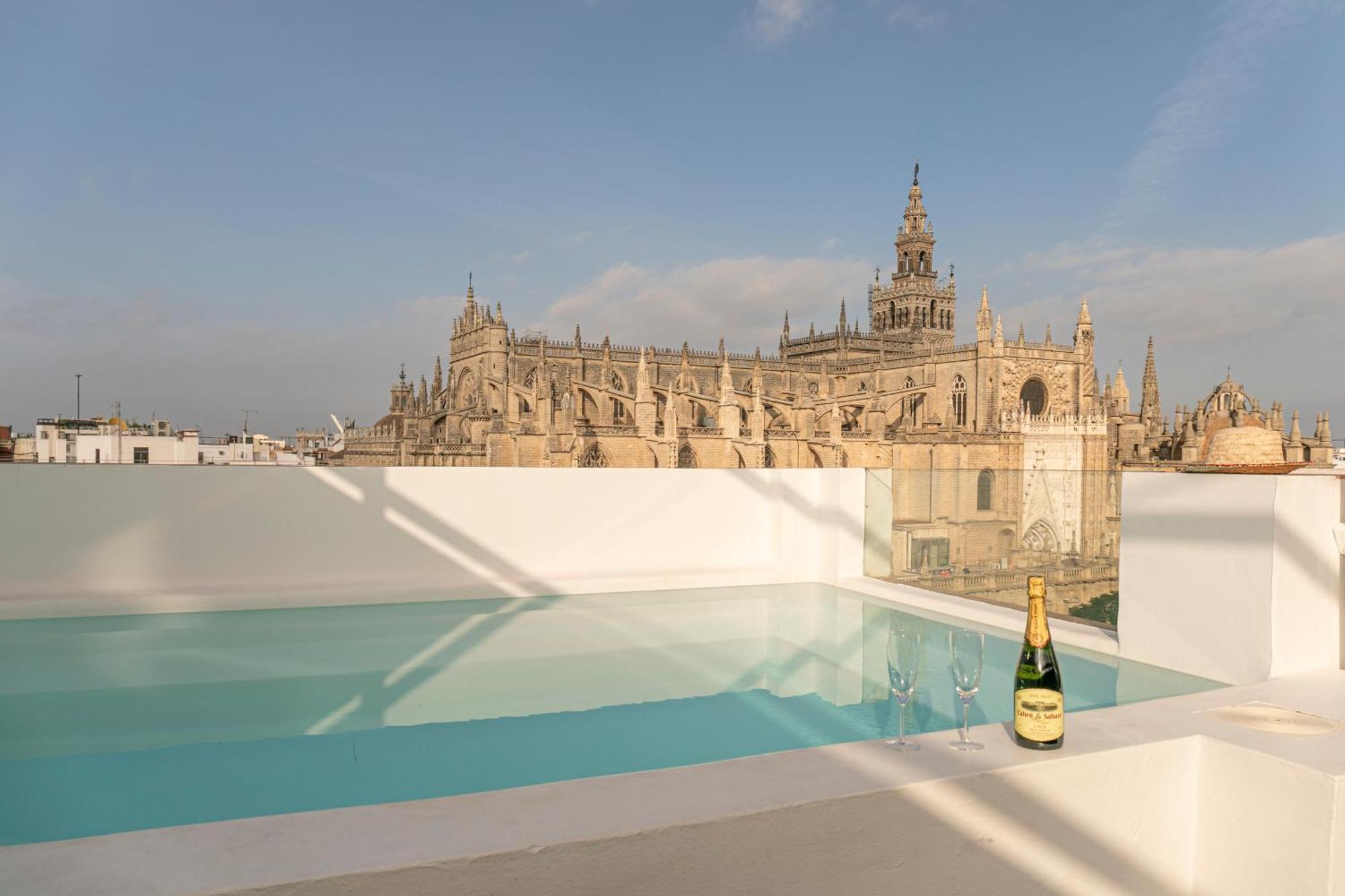 Isg Apartments Modern Atticpool At The Cathedralfree Parking Seville Luaran gambar